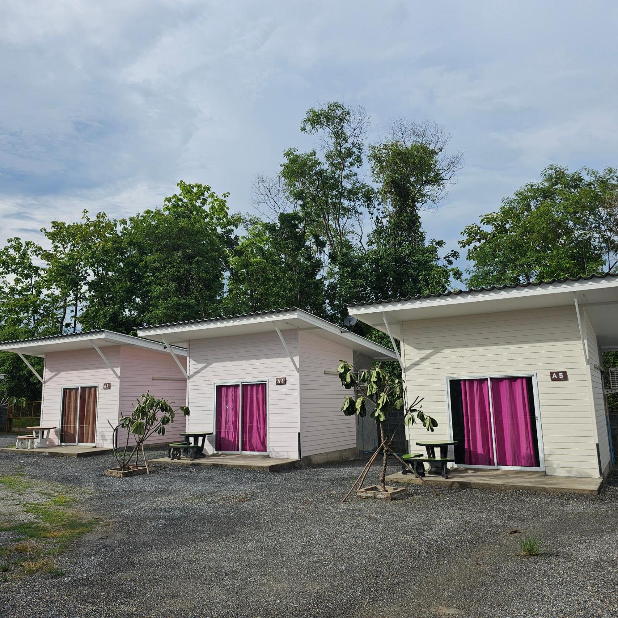 Bansuan Inthanon Resort -Classic House Chom Thong Exterior foto